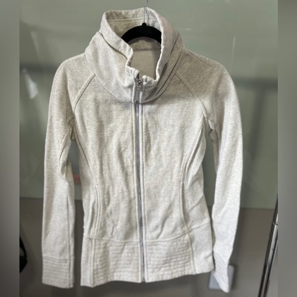lululemon athletica Jackets & Blazers - Lululemon light grey cotton jacket size 4